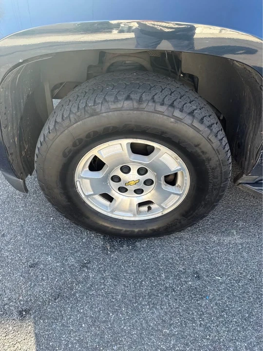 2007 Chevrolet Tahoe 3rd Gen - Image 10 of 10