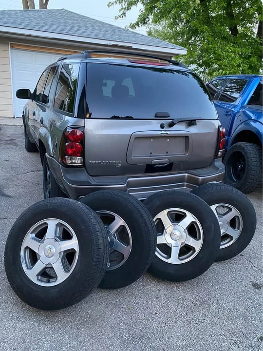 2007 Chevrolet Trailblazer - Image 12 of 12