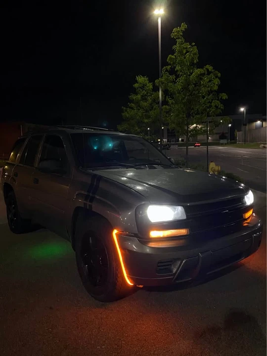 2007 Chevrolet Trailblazer - Image 2 of 12