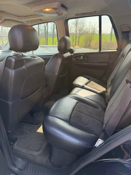 2007 Chevrolet Trailblazer - Image 9 of 10