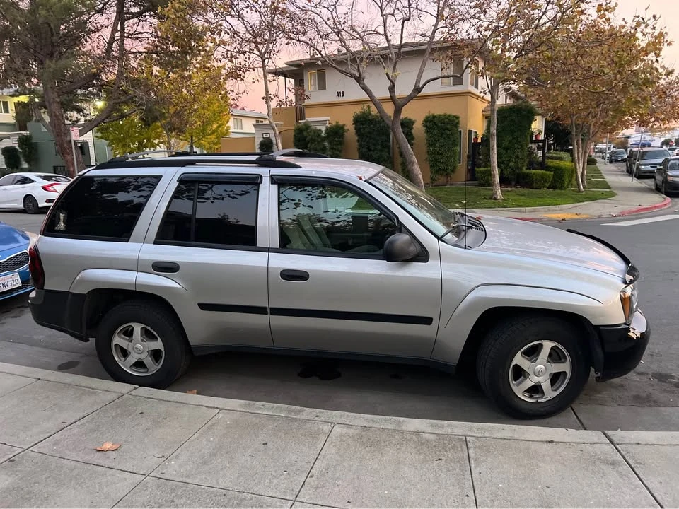 2007 Chevrolet Trailblazer - Image 3 of 6