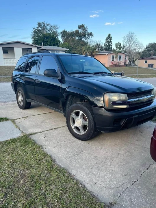 2007 Chevrolet Trailblazer - Image 2 of 5