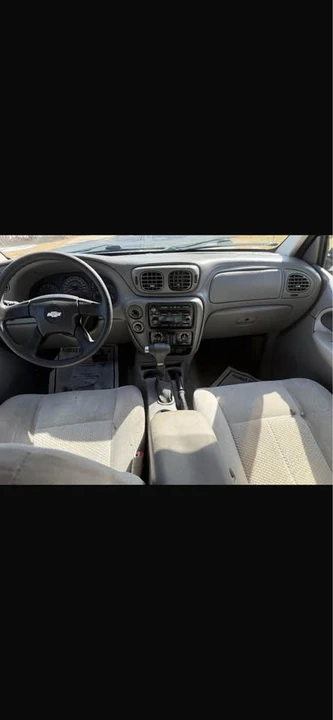 2007 Chevrolet Trailblazer - Image 9 of 11