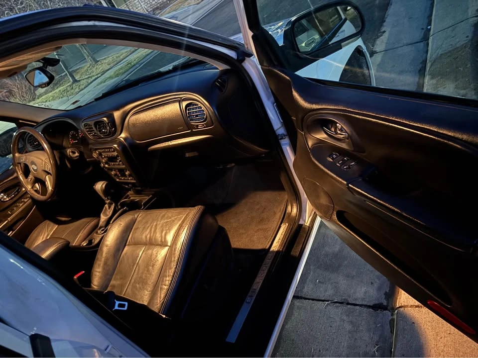 2007 Chevrolet Trailblazer - Image 8 of 9