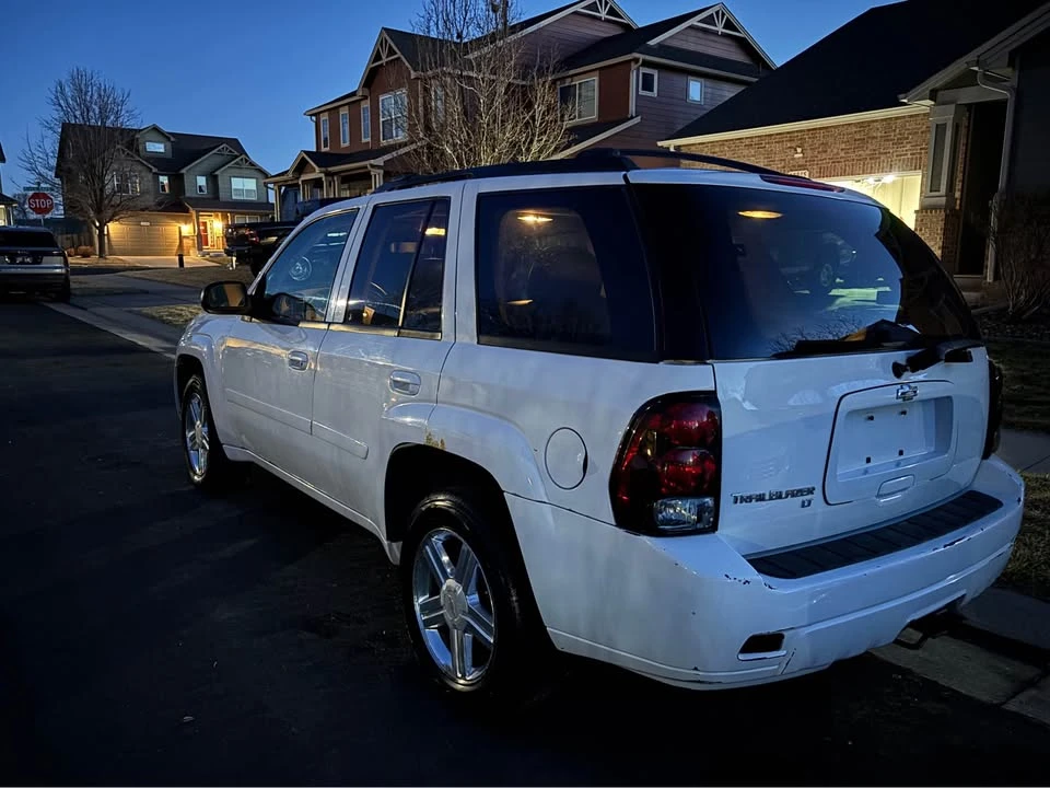 2007 Chevrolet Trailblazer - Image 2 of 9