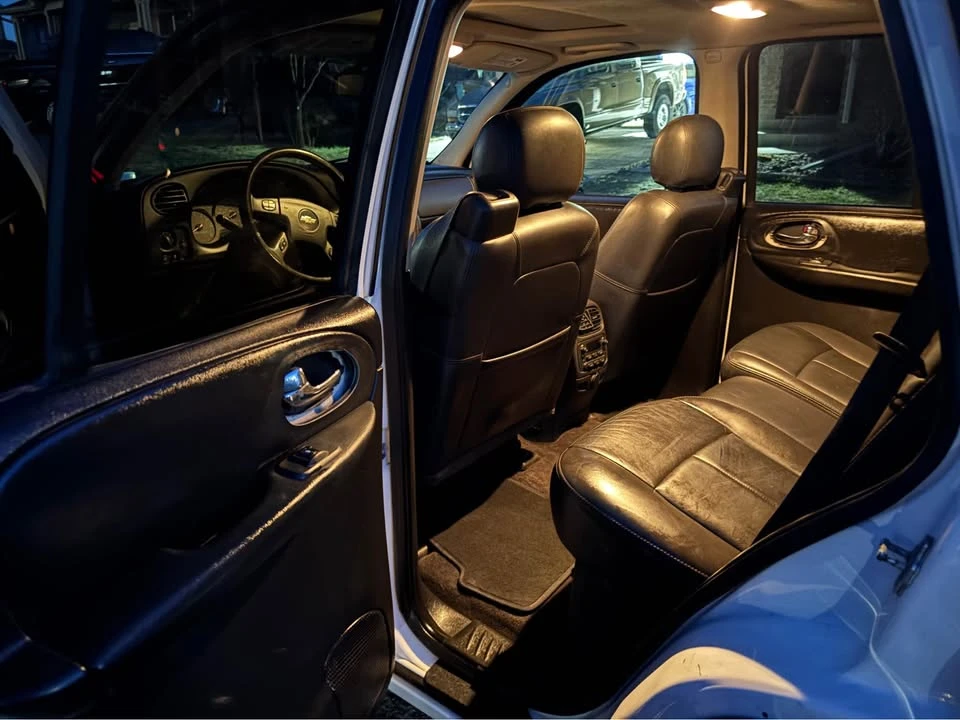 2007 Chevrolet Trailblazer - Image 5 of 9