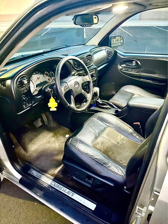 2007 Chevrolet Trailblazer - Image 2 of 7