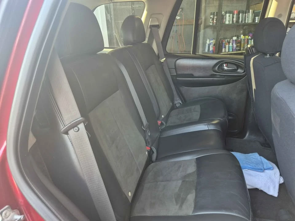 2007 Chevrolet Trailblazer - Image 10 of 13