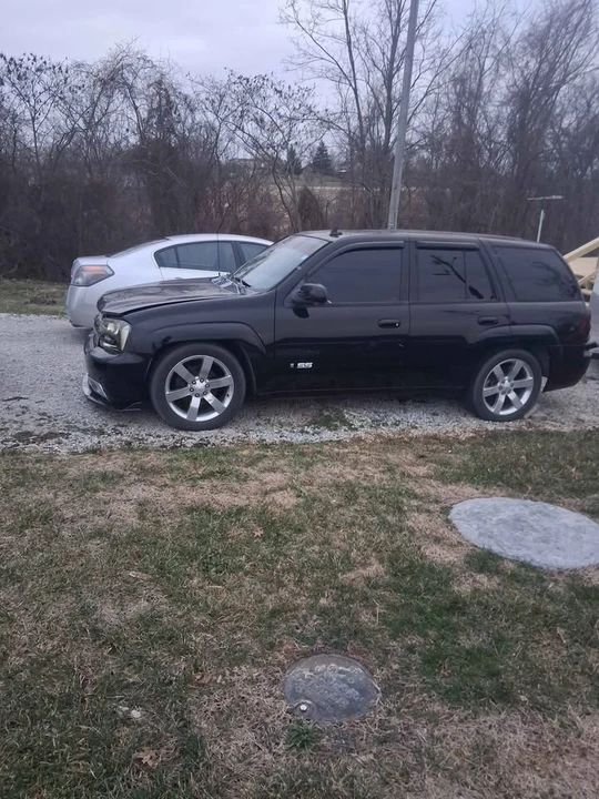 2007 Chevrolet Trailblazer - Image 2 of 9