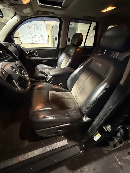 2007 Chevrolet Trailblazer - Image 8 of 11