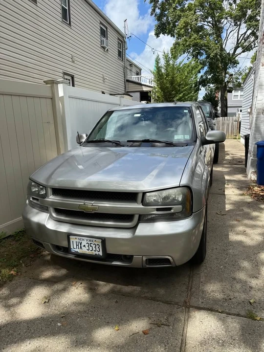 2007 Chevrolet Trailblazer - Image 2 of 14