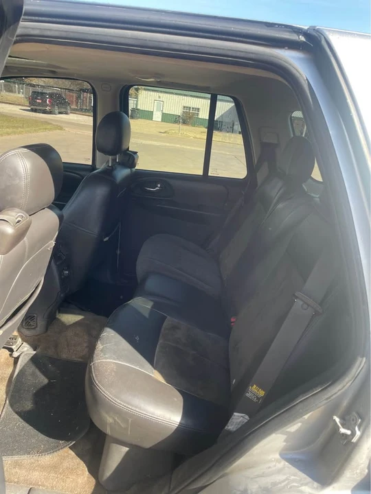 2007 Chevrolet Trailblazer - Image 10 of 12