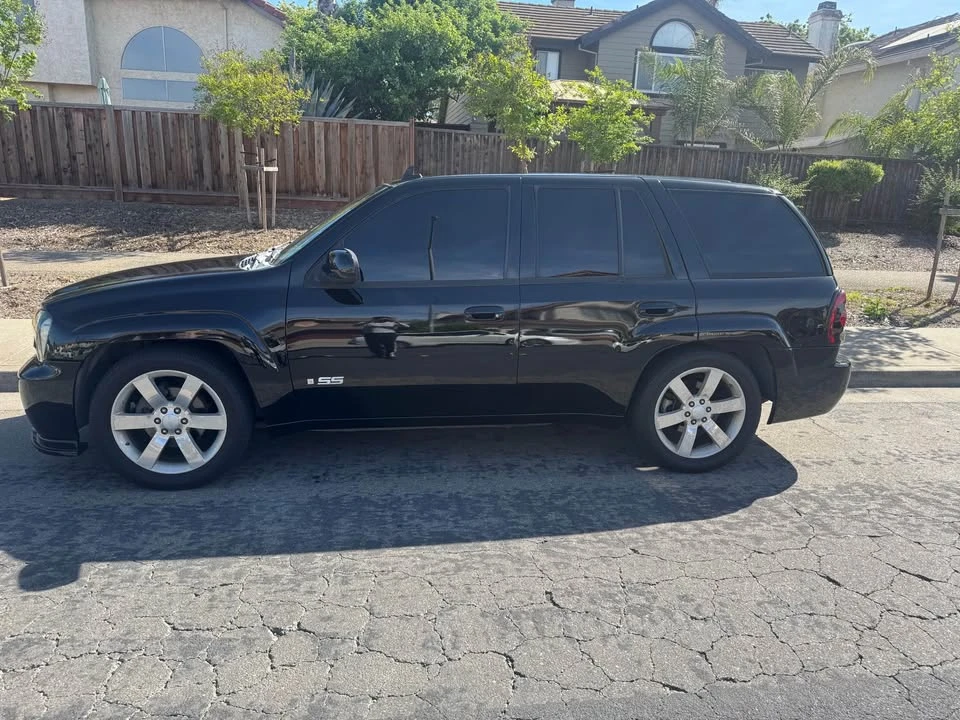 2007 Chevrolet Trailblazer - Image 2 of 9