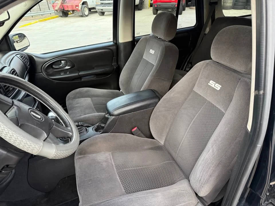 2007 Chevrolet Trailblazer - Image 8 of 12