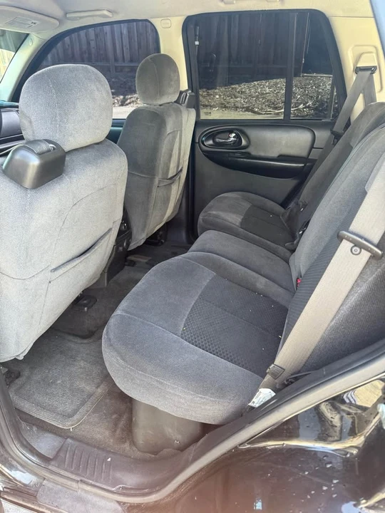 2007 Chevrolet Trailblazer - Image 9 of 9