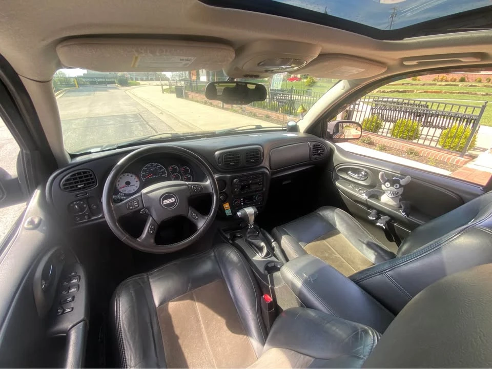 2007 Chevrolet Trailblazer - Image 15 of 16