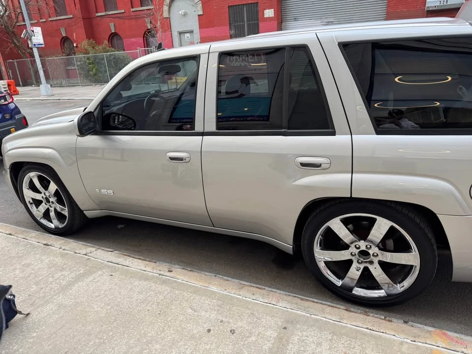 2007 Chevrolet Trailblazer - Image 5 of 10