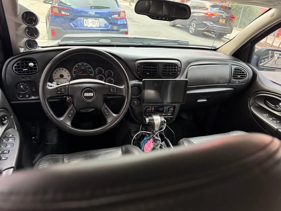 2007 Chevrolet Trailblazer - Image 8 of 10