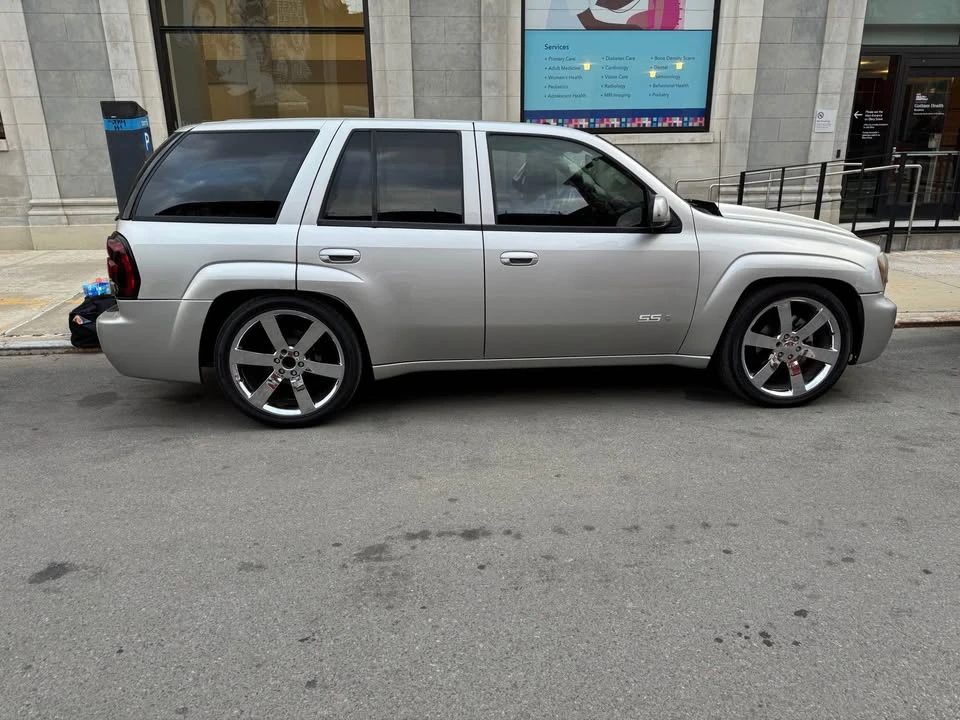 2007 Chevrolet Trailblazer - Image 2 of 10