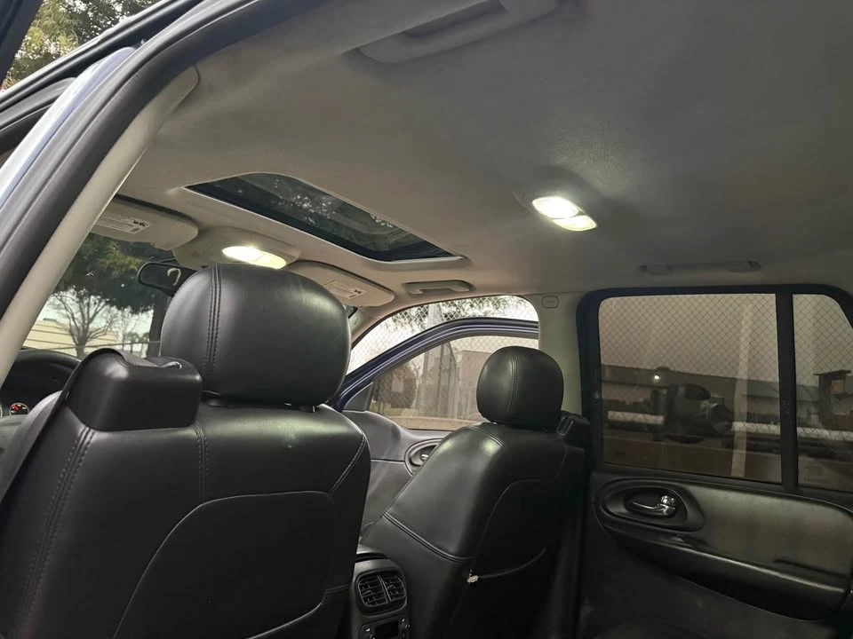 2007 Chevrolet Trailblazer - Image 9 of 9