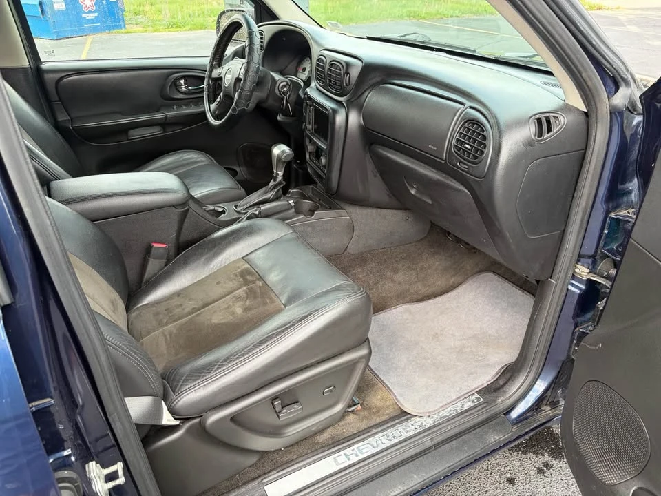 2007 Chevrolet Trailblazer - Image 10 of 15