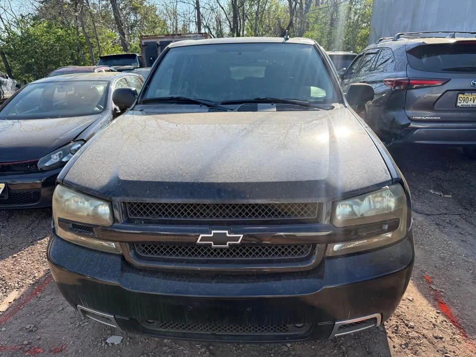2007 Chevrolet Trailblazer - Image 2 of 5