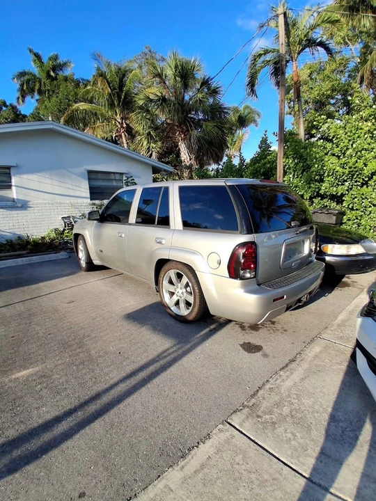 2007 Chevrolet Trailblazer - Image 2 of 9