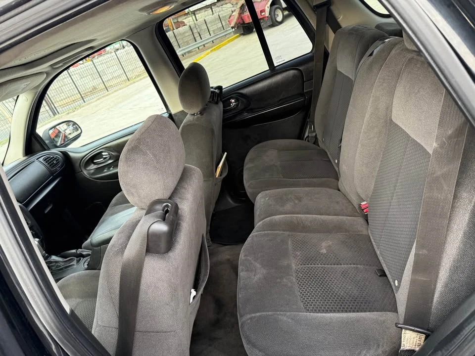2007 Chevrolet Trailblazer - Image 10 of 14