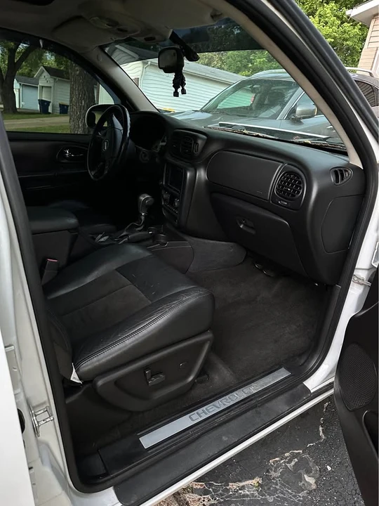 2007 Chevrolet Trailblazer - Image 11 of 18