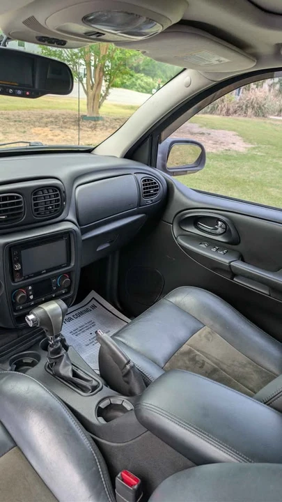 2007 Chevrolet Trailblazer - Image 6 of 12