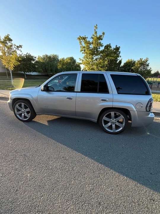 2007 Chevrolet Trailblazer - Image 6 of 13