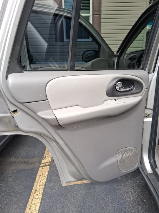 2007 Chevrolet Trailblazer - Image 11 of 19