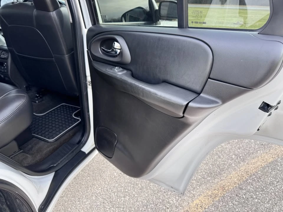 2007 Chevrolet Trailblazer - Image 16 of 20