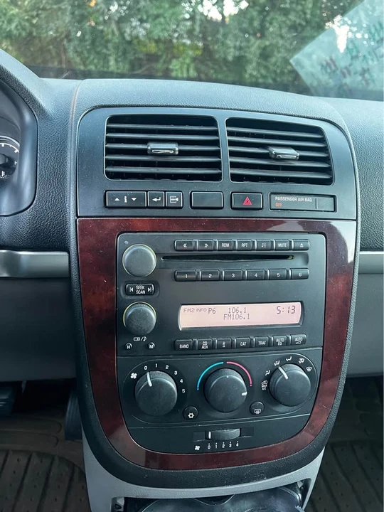 2007 Chevrolet - Image 6 of 9