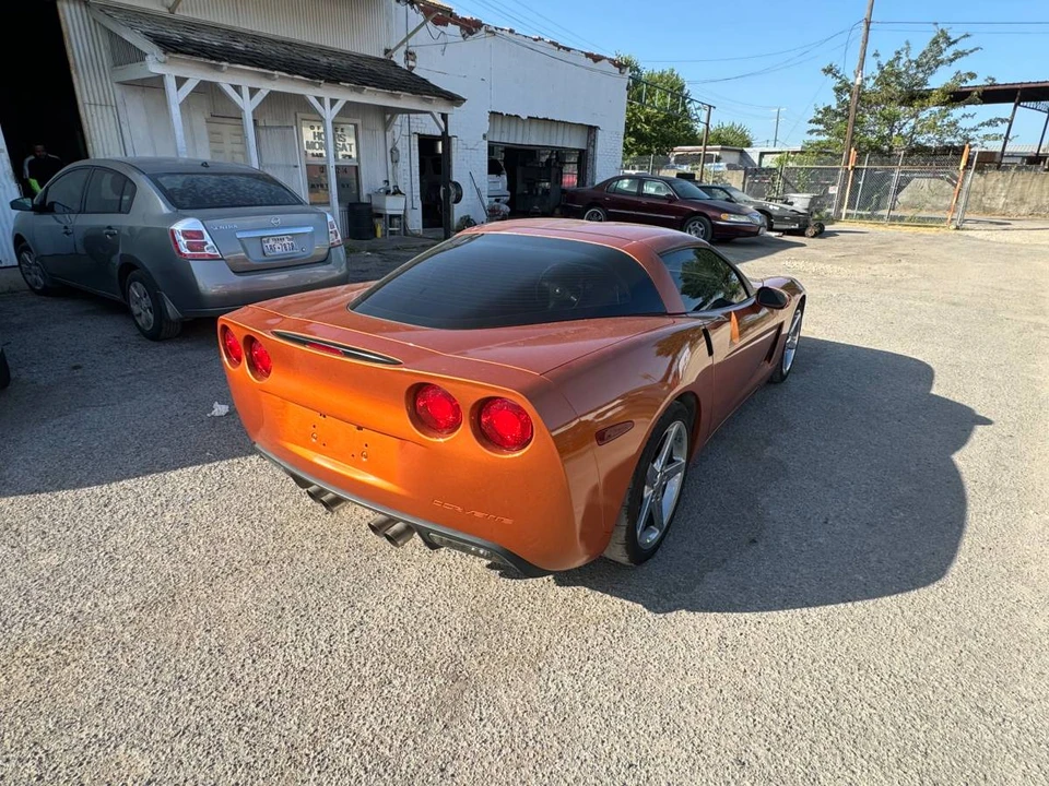 2007 Chevrolet Corvette C6 - Image 10 of 12
