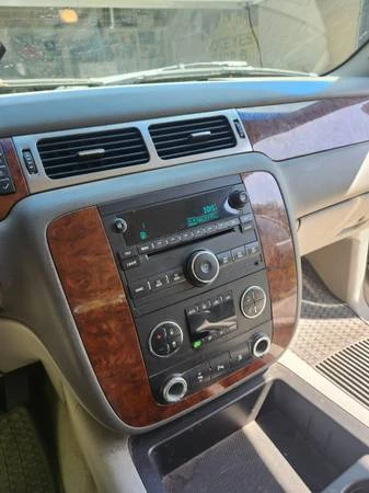 2007 Chevrolet Tahoe 3rd Gen - Image 14 of 21