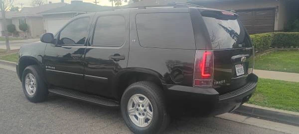 2007 Chevrolet Tahoe 3rd Gen - Image 2 of 10