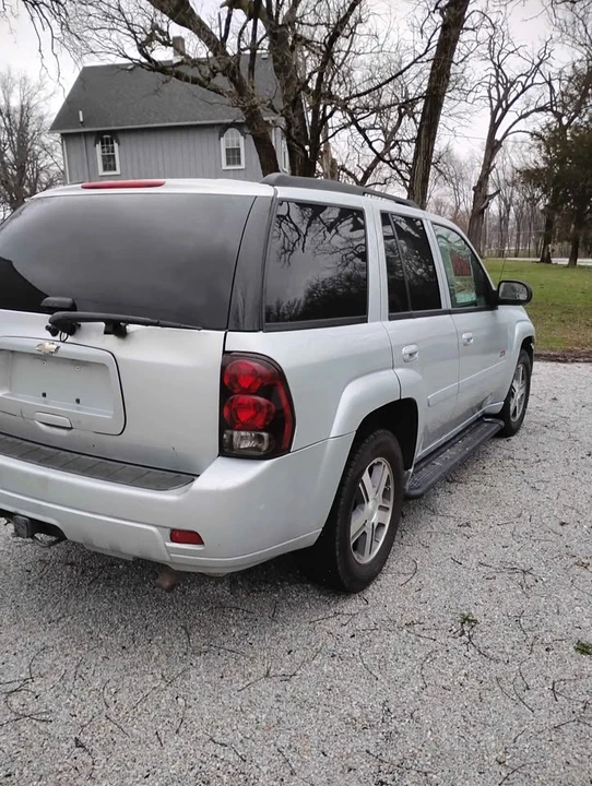 2007 Chevrolet Trailblazer - Image 4 of 8