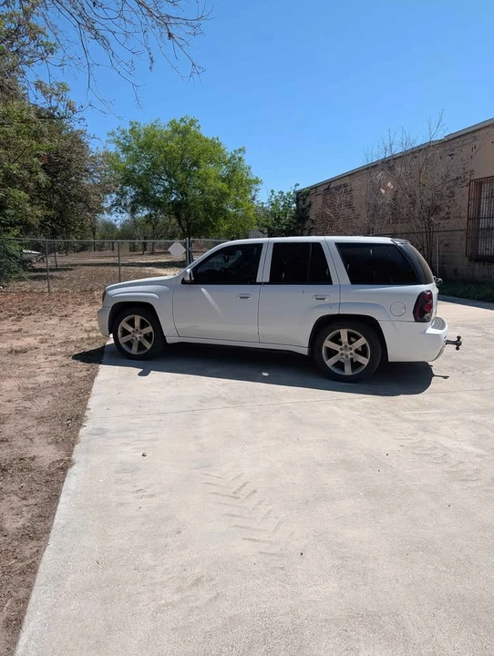 2007 Chevrolet Trailblazer - Image 7 of 8
