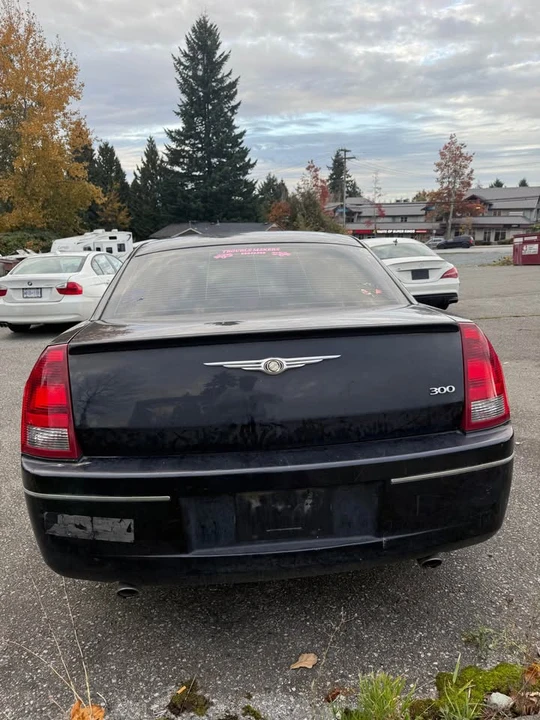 2007 Chrysler 300 (2005-2023) - Image 2 of 10