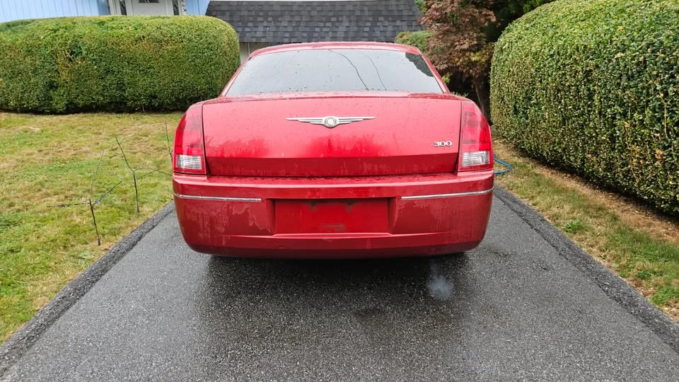 2007 Chrysler 300 (2005-2023) - Image 5 of 12