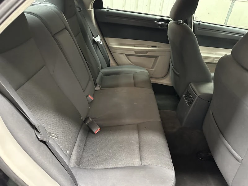 2007 Chrysler 300 (2005-2023) - Image 19 of 21