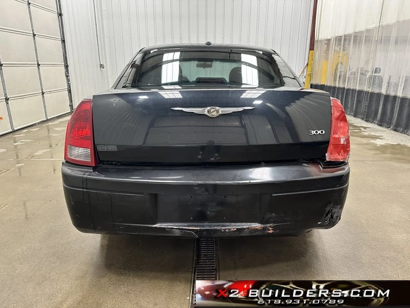 2007 Chrysler 300 (2005-2023) - Image 5 of 21