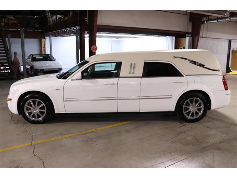 2007 Chrysler 300 (2005-2023) - Image 4 of 31