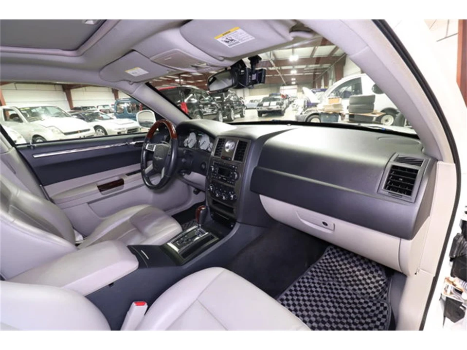 2007 Chrysler 300 (2005-2023) - Image 15 of 31
