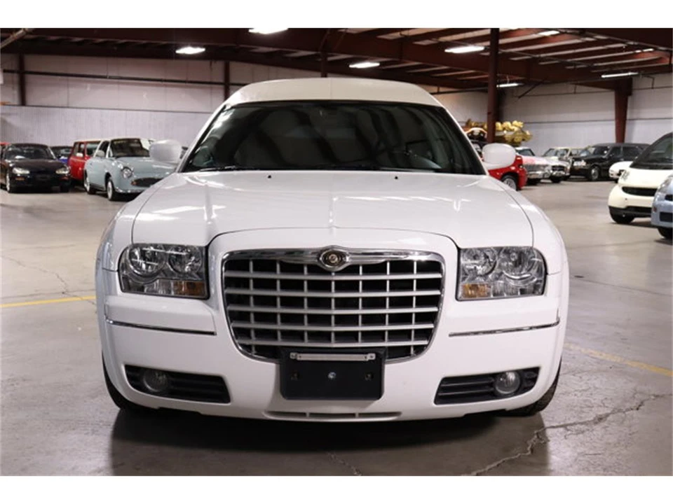 2007 Chrysler 300 (2005-2023) - Image 3 of 31