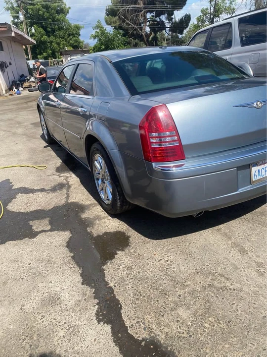 2007 Chrysler 300 (2005-2023) - Image 8 of 11