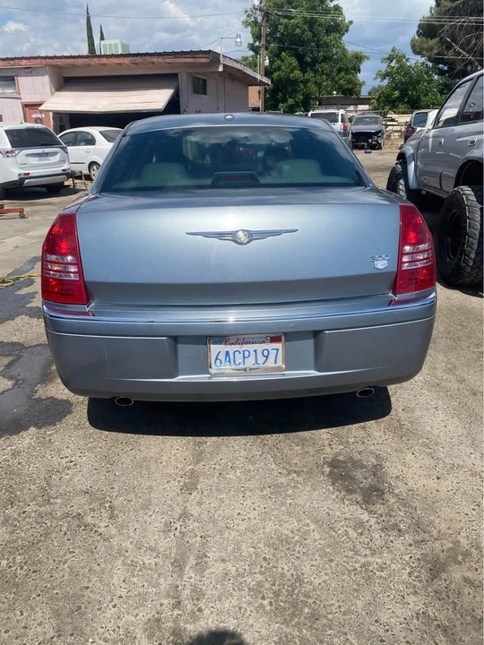 2007 Chrysler 300 (2005-2023) - Image 7 of 11