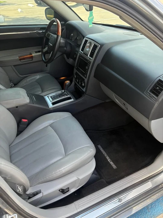 2007 Chrysler 300 (2005-2023) - Image 11 of 13