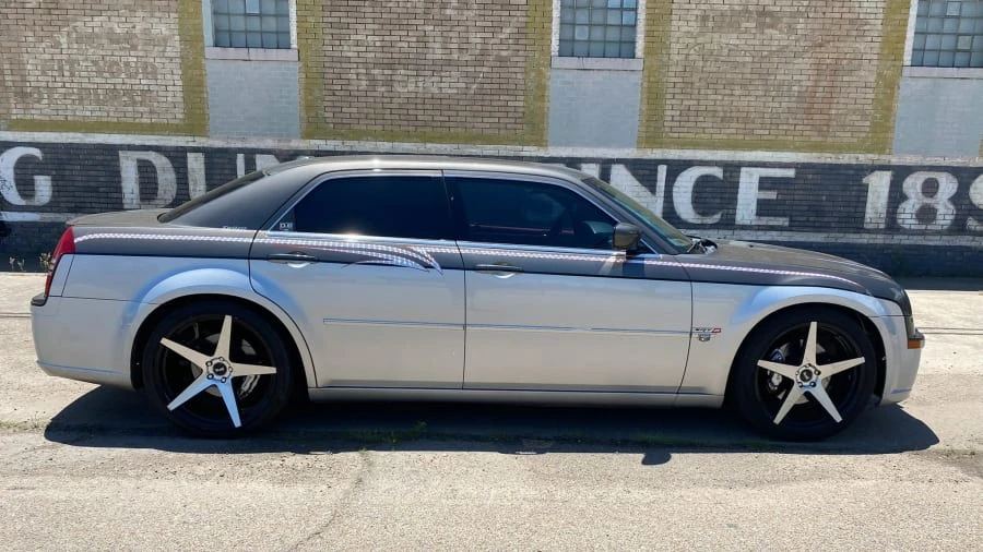 2007 Chrysler 300 (2005-2023) - Image 2 of 8